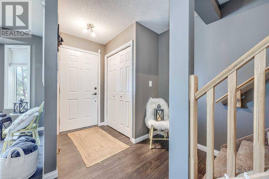 Red Deer, AB T4P3N6,31 Good Crescent