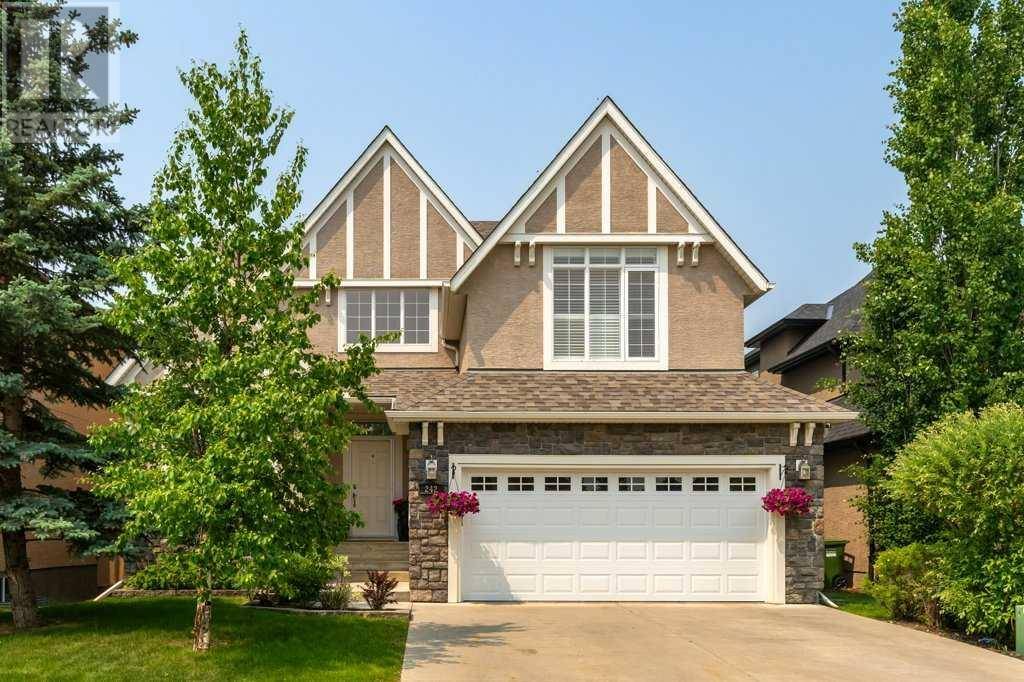 242 Discovery Ridge Bay SW, Calgary, AB T3H5T7