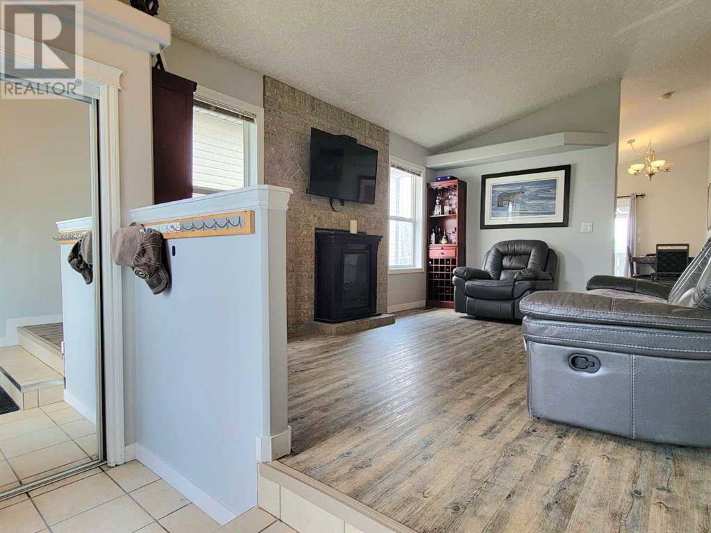 Grande Prairie, AB T8W2T6,10625 72 Avenue