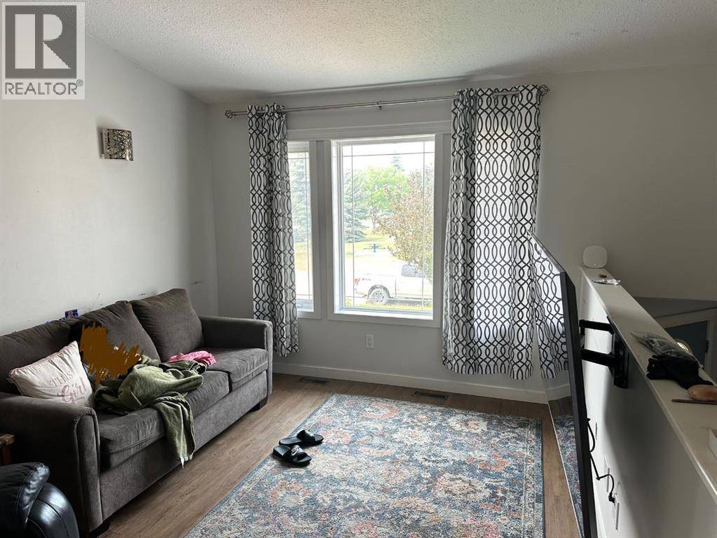 Grande Prairie, AB T8W2N4,9025 60A Avenue