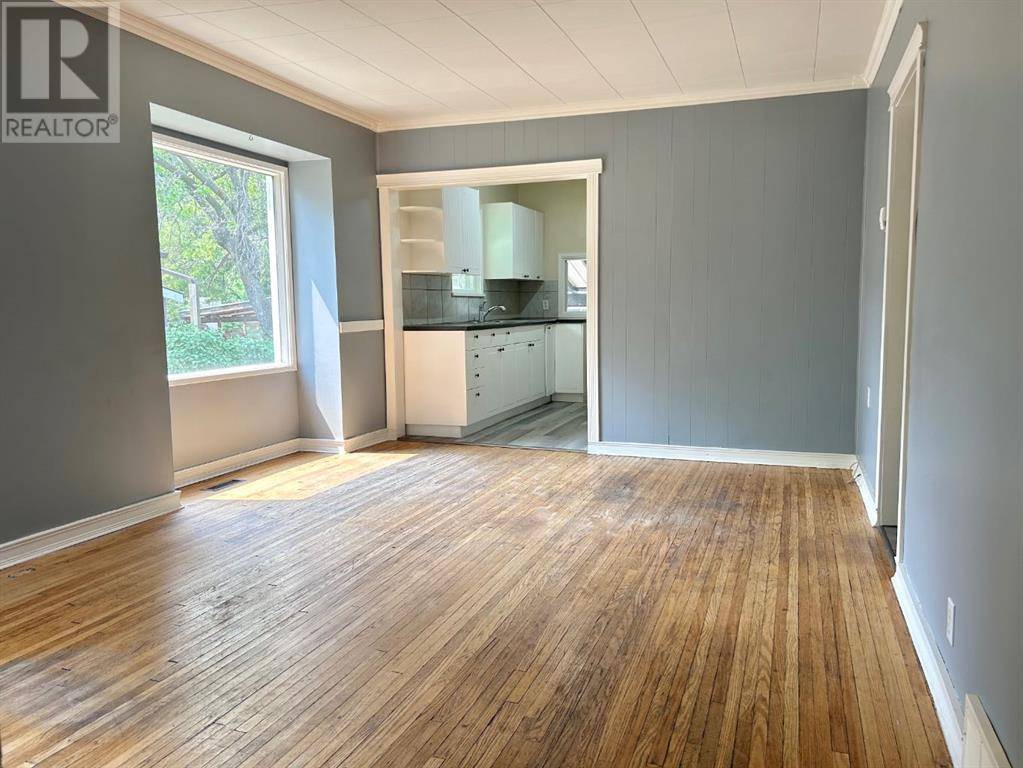 Camrose, AB T4V1L1,4622 48 Street