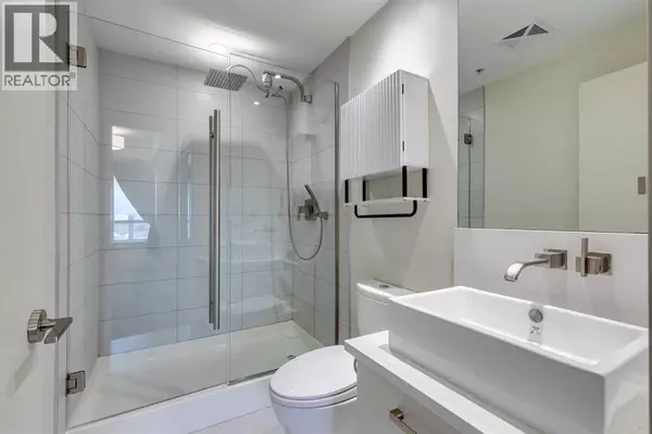 Calgary, AB T2Y0K5,505, 10 Shawnee Hill SW