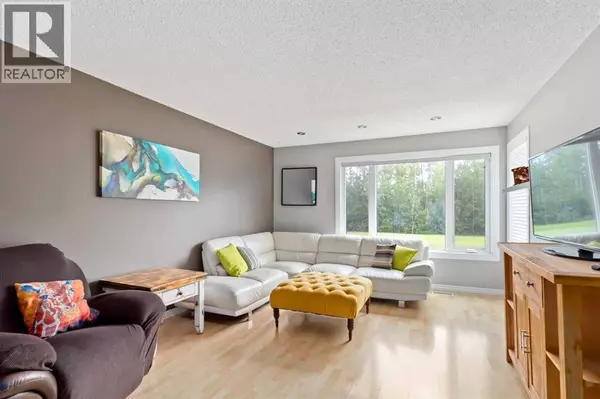 Fort Mcmurray, AB T9K1E6,577 Timberline Drive