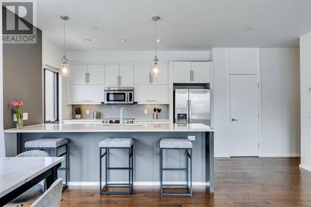 Calgary, AB T2E5A6,203, 414 Meredith Road NE
