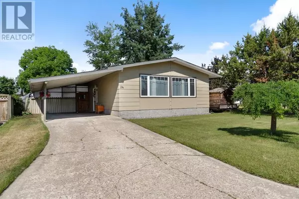 34 Kallbom Crescent, Whitecourt, AB T7S1E2