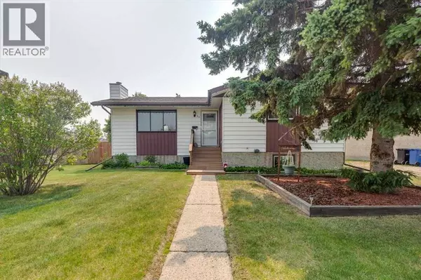 20 Larne Place, Penhold, AB T0M1R0