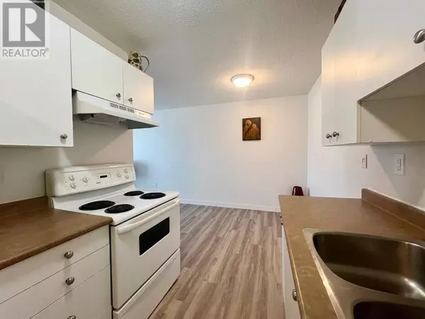 Red Deer, AB T4N2G8,304, 4904 54 Street