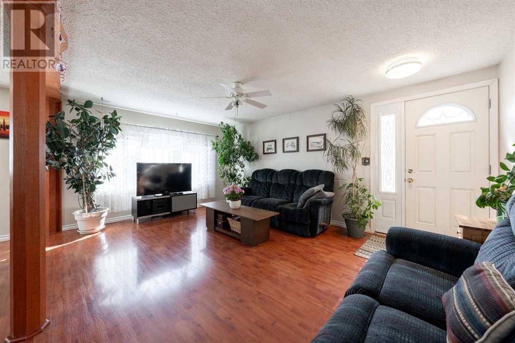 Airdrie, AB T4A1M3,357 Spring Haven Court SE
