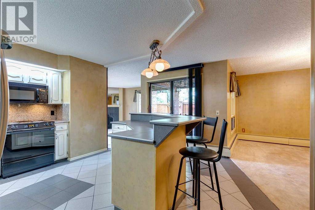 Calgary, AB T2V0L1,104, 9500 Oakfield Drive SW