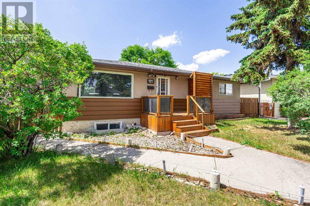 2007 46 Street SE, Calgary, AB T2B1K5