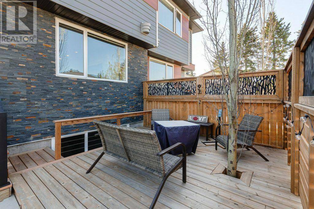 Calgary, AB T3B2R5,4654 84 Street NW