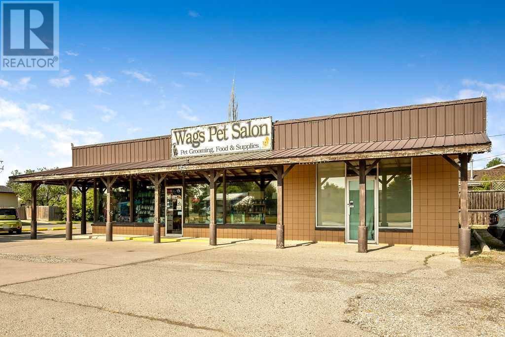 High River, AB T1V1J3,430 8 Avenue SE