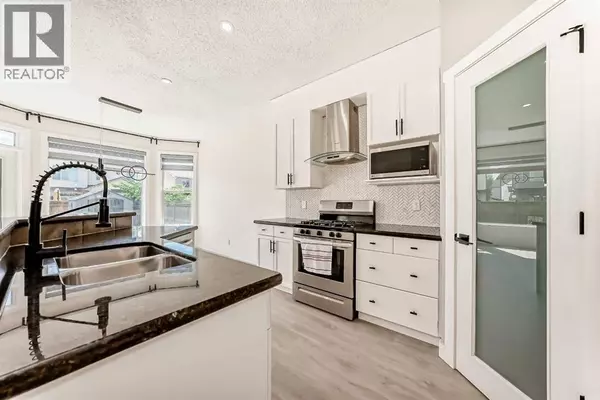 Calgary, AB T2Z0G9,301 Brightonstone Green SE