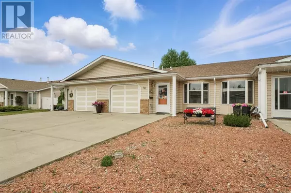 38 Dale Close, Red Deer, AB T4R2L5