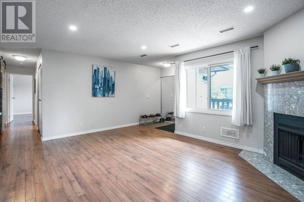 Calgary, AB T2W5J9,111 Cedar Springs Gardens SW
