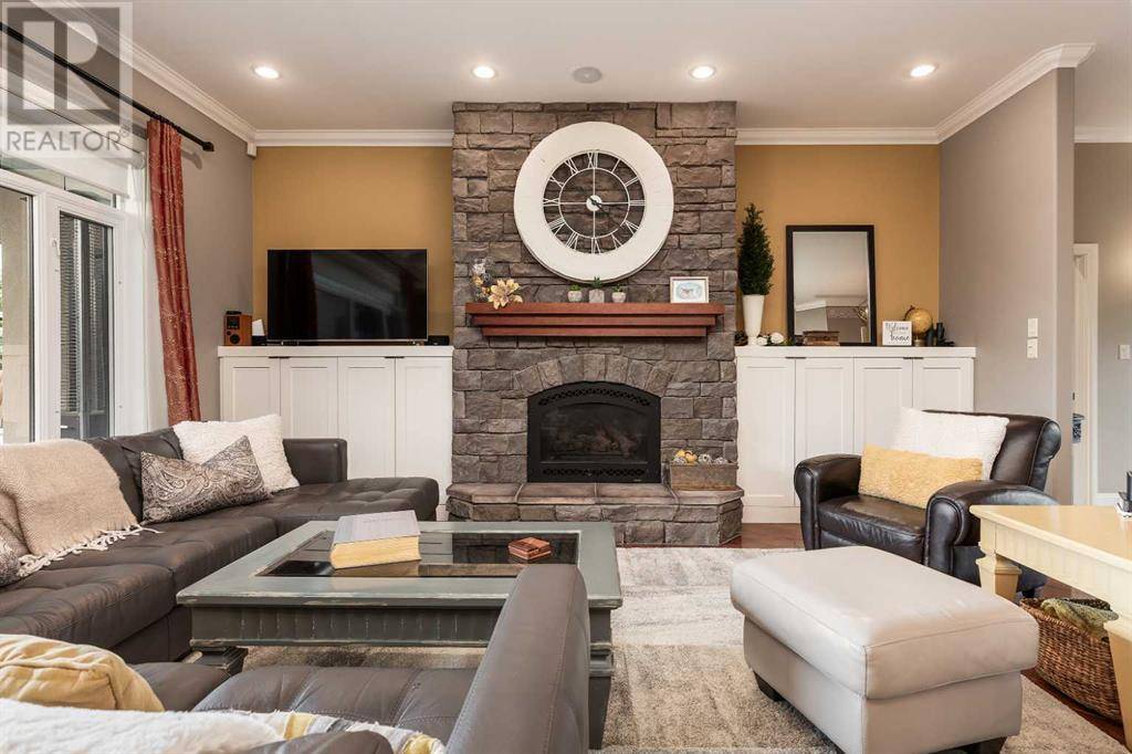Lethbridge, AB T1K7X8,34 Sandstone Way S