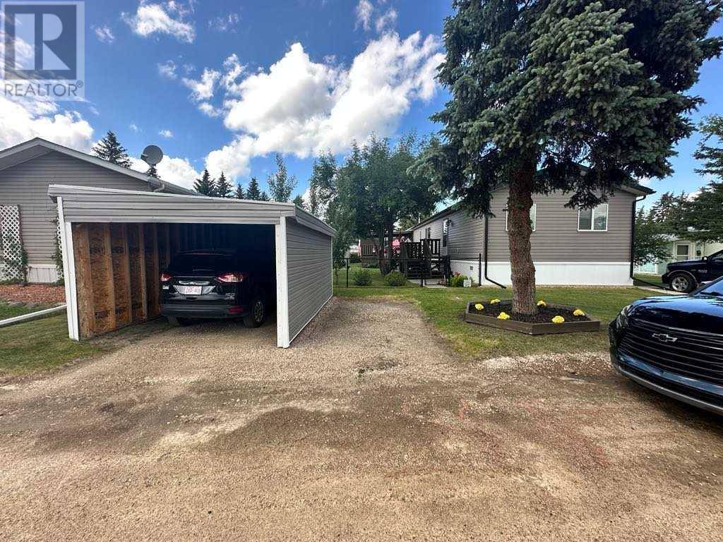 Ponoka, AB T4J1M5,56, 6205 54 Street