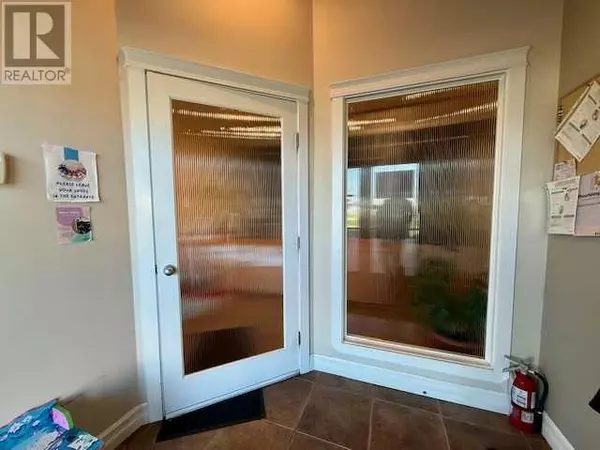 Grande Prairie, AB T8V8H7,101, 8715 109 Street