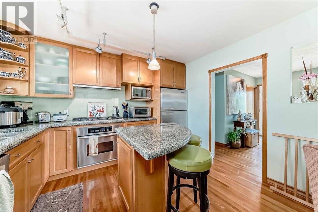 Calgary, AB t3c3k5,52 Windermere Road SW