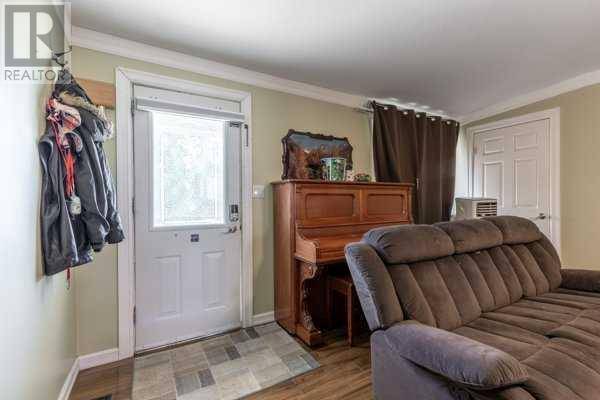 Cardston, AB T0K0K0,335 1 Street W