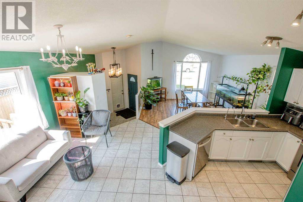 Sexsmith, AB T0H3C0,10123 98 Street
