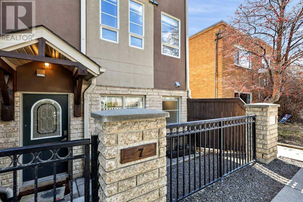 Calgary, AB T2T2B7,7, 1729 34 Avenue SW