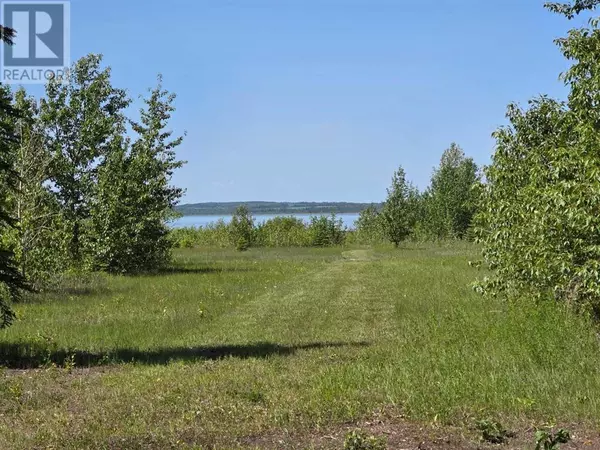 Rural Ponoka County, AB T0C2J0,681 Springside Crescent