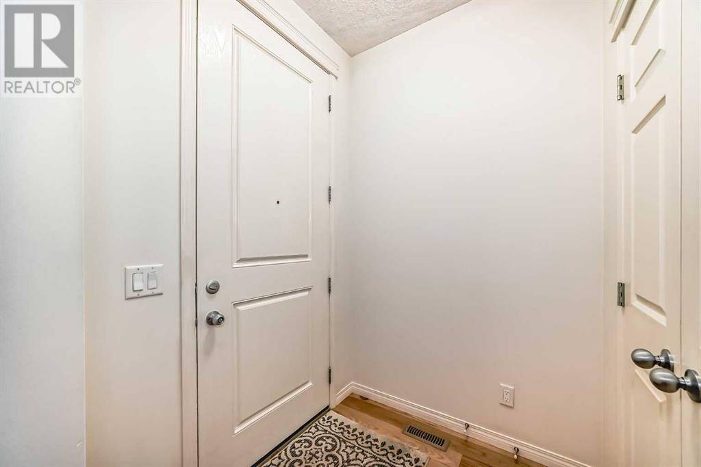 Calgary, AB T3M2M7,35 Masters Heights SE