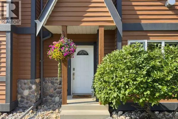 Canmore, AB T1W2G7,3, 601 4 Street