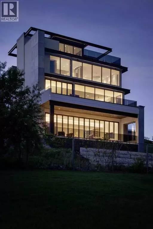 Calgary, AB T2N1H4,1815 11 Avenue NW