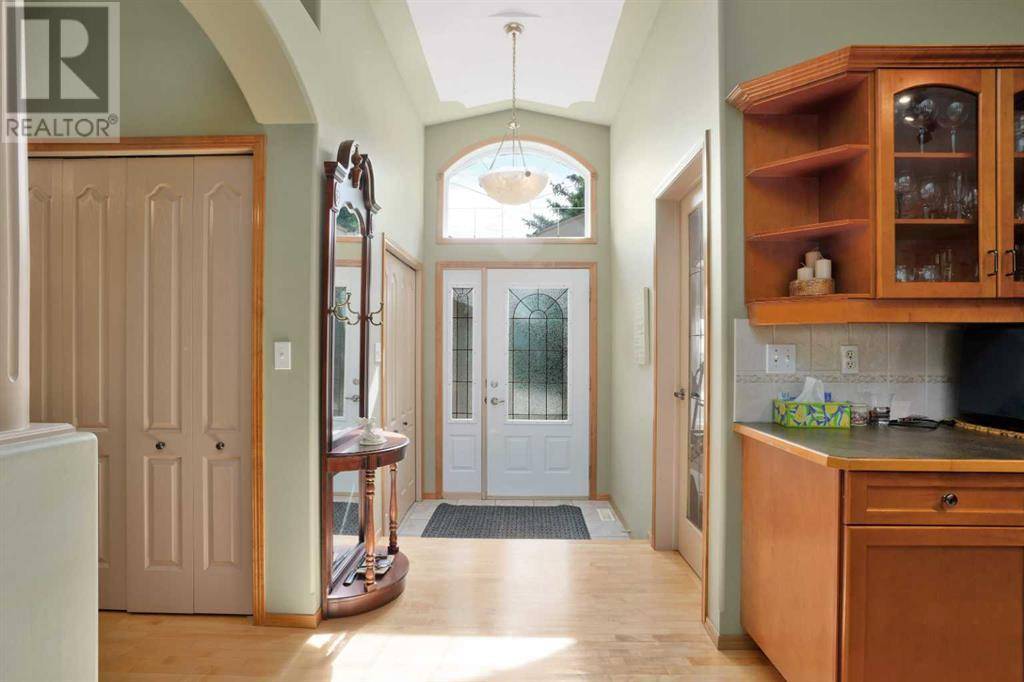 Sylvan Lake, AB T4S1W9,42 Hallgren Drive