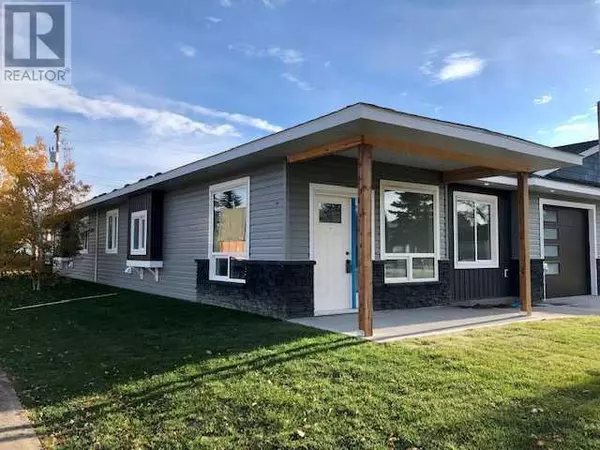 Lacombe, AB T4L1N4,#2, 4738 49A Avenue