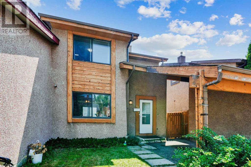 Calgary, AB T1Y4N5,40 Pinecliff Close NE