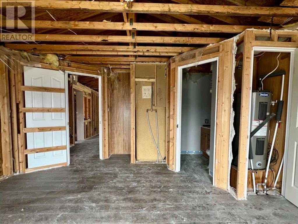 Fort Mcmurray, AB T9K2H8,149 Clausen Crescent
