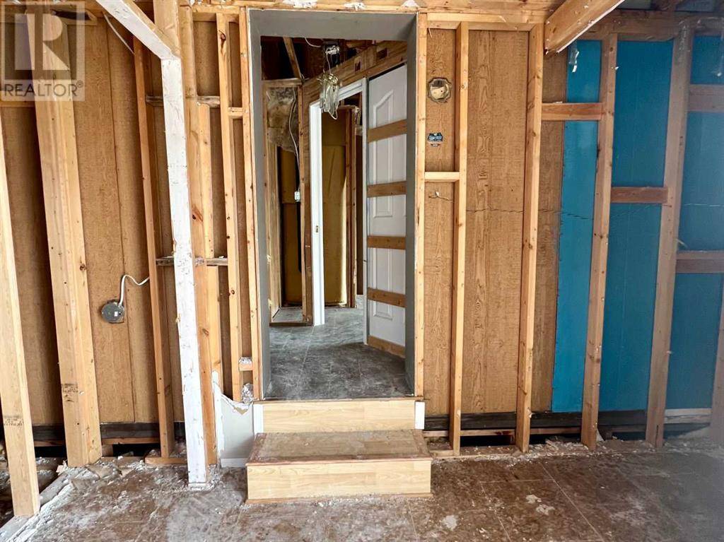 Fort Mcmurray, AB T9K2H8,149 Clausen Crescent