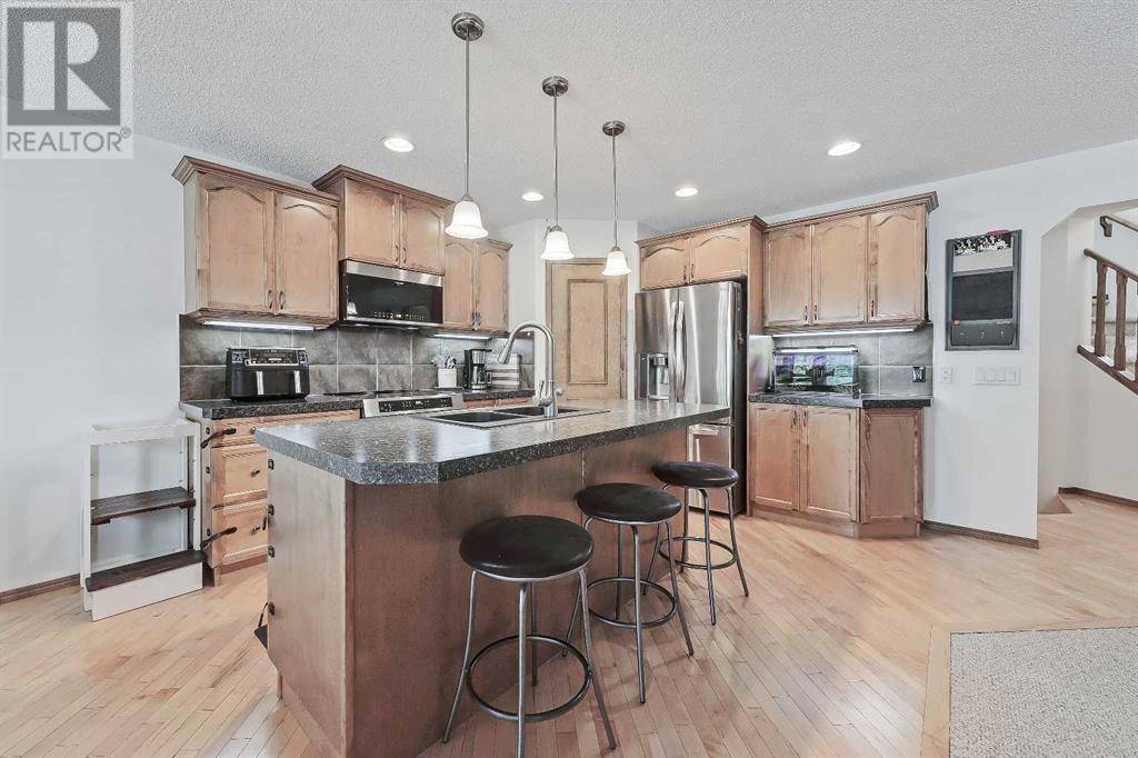 Calgary, AB T3M1E3,921 Cranston Drive SE