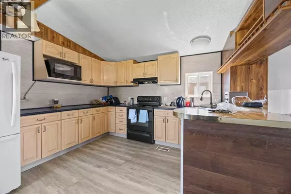 Calgary, AB T2A0W6,322, 6220 17 Avenue SE