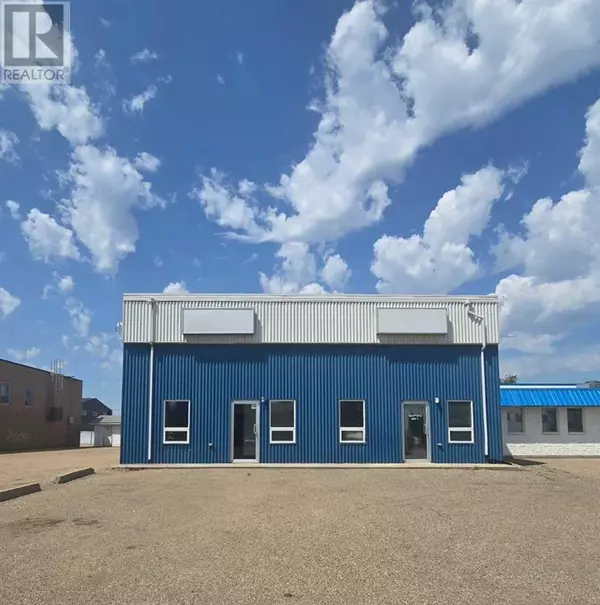 329 9 Street E, Brooks, AB T1R0K2