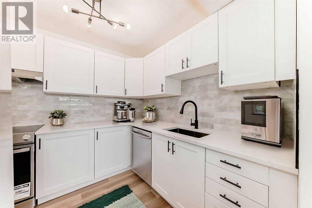 Calgary, AB T1Y4M7,26, 2511 38 Street NE