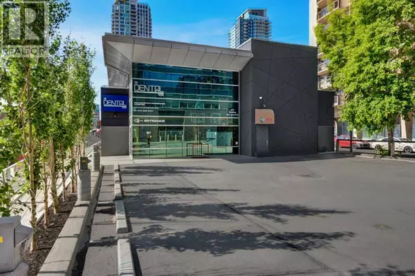 902 9 Avenue SW, Calgary, AB T2P1L8