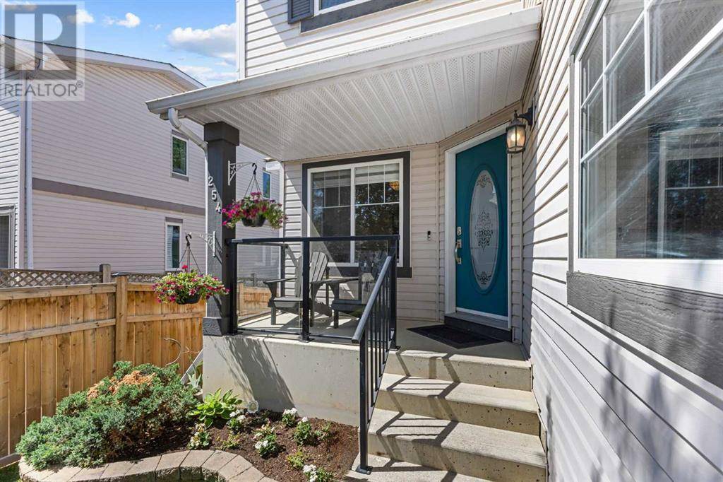 Calgary, AB T2Z3R9,254 Mt Douglas Circle SE