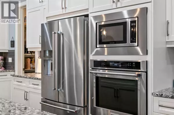 Chestermere, AB T1X0T8,136 Kinniburgh Drive