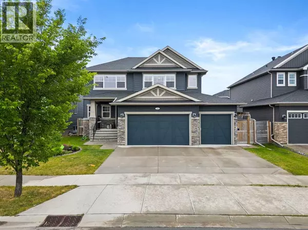 136 Kinniburgh Drive, Chestermere, AB T1X0T8