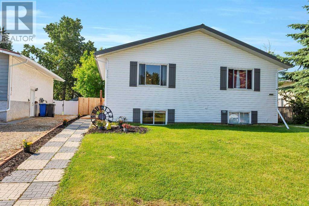 2119 23 AvenueClose, Bowden, AB T0M0K0