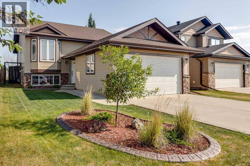 109 Churchill Place, Blackfalds, AB T4M0B7