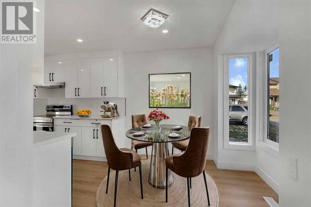 Calgary, AB T2A6L3,256 Abinger Crescent NE
