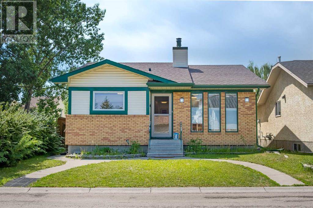 Calgary, AB t2w4n1,16 Woodglen Close SW