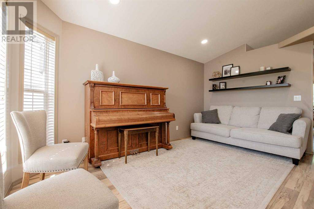 Grande Prairie, AB T8W2T1,81 Pinnacle Crescent