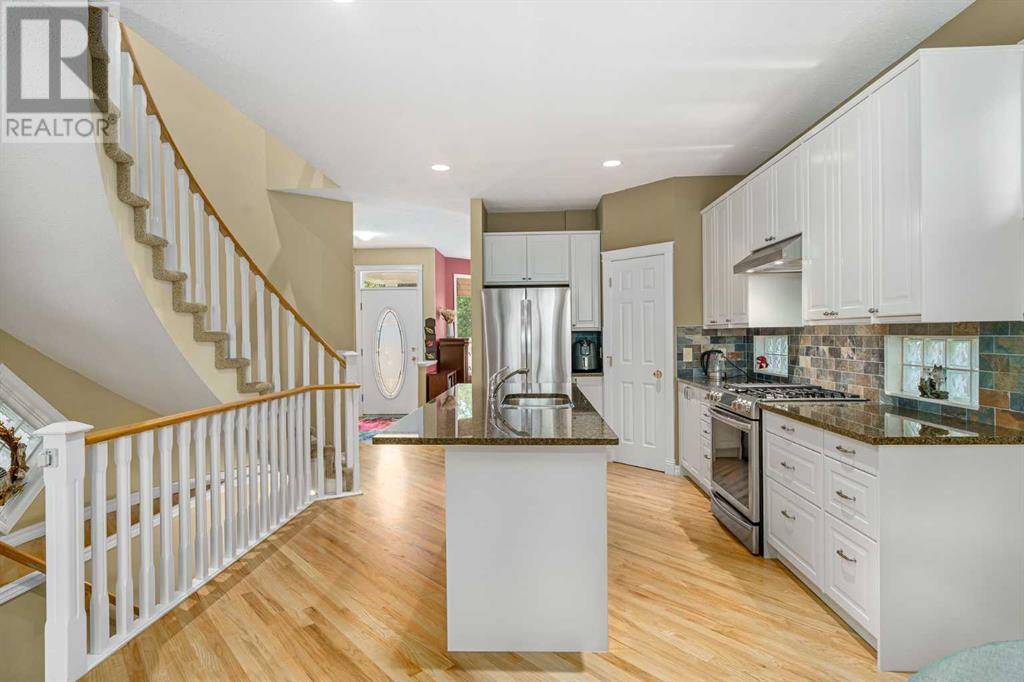 Calgary, AB T2V0B6,721 52 Avenue SW