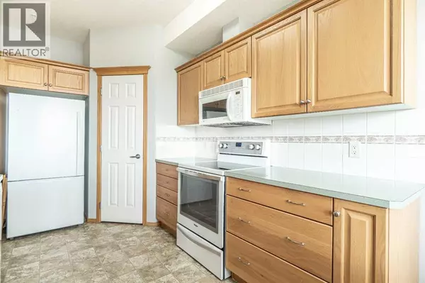Calgary, AB T2Y5B5,219, 15 Everstone Drive SW